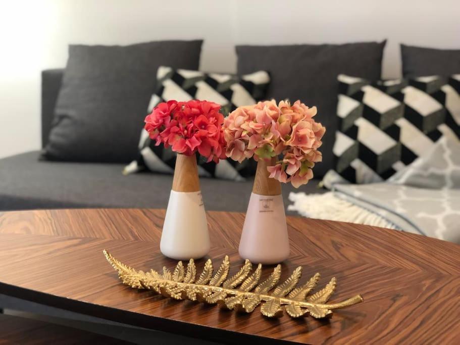 Central Apartment In The Heart Of The Marais With Air Conditioning 파리 외부 사진