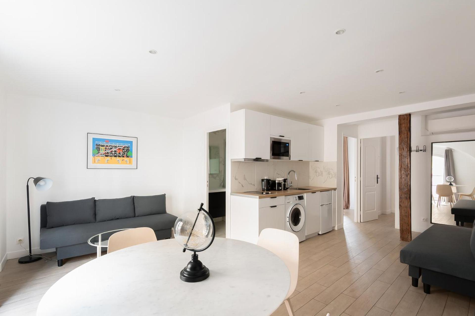 Central Apartment In The Heart Of The Marais With Air Conditioning 파리 외부 사진