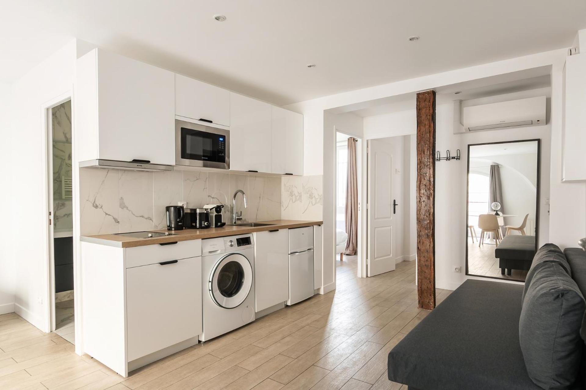Central Apartment In The Heart Of The Marais With Air Conditioning 파리 외부 사진